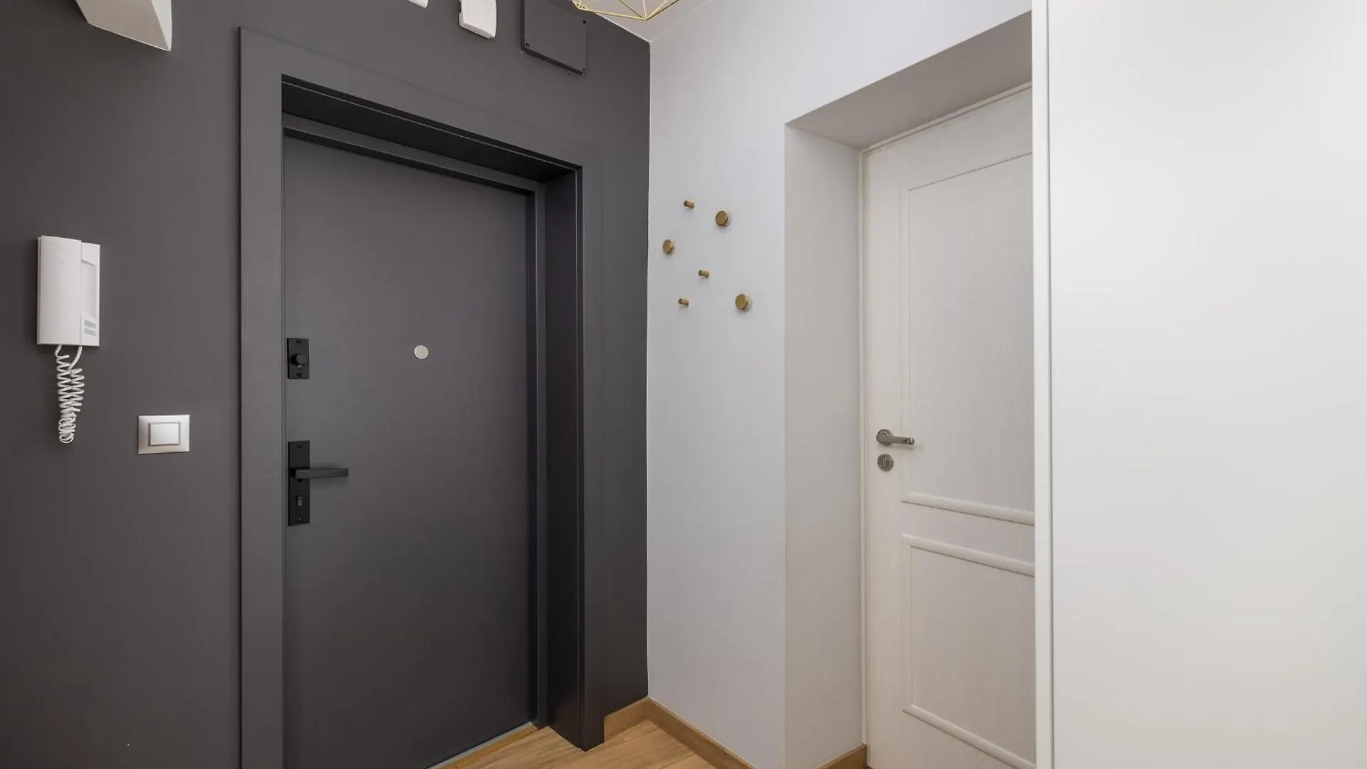Cichy Apartament W Centrum Warszawy Koszyki Varšava Apartmán